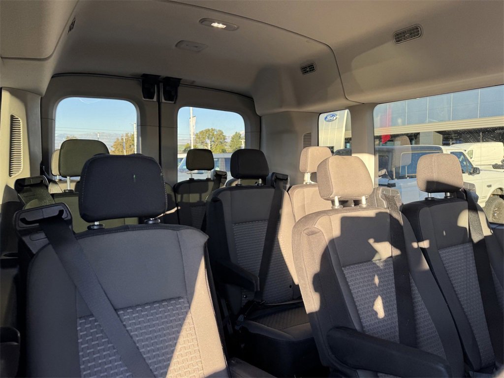 Certified 2022 Ford Transit 350 XLT image 7