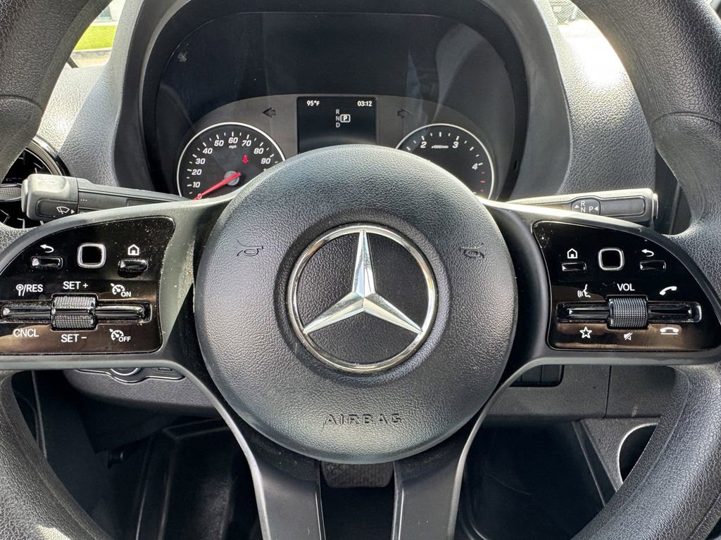 Used 2024 Mercedes-Benz Sprinter 2500 image 22