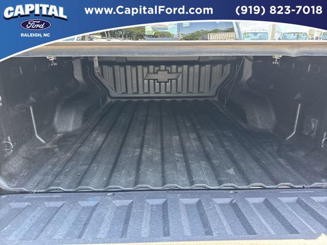 Used 2025 Chevrolet Colorado ZR2 w/ Technology Package AWD/4WD image 16