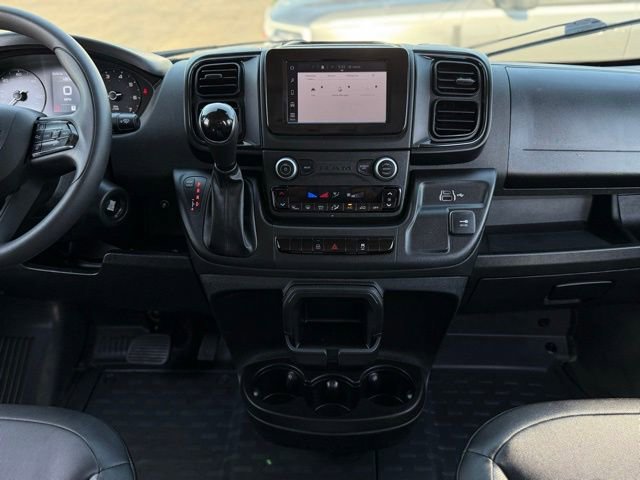 Used 2026 RAM ProMaster 2500 w/ Convenience Group FWD image 17