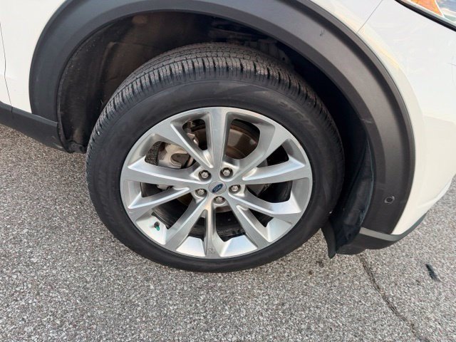 Certified 2021 Ford Explorer Platinum w/ Equipment Group 601A AWD/4WD image 41
