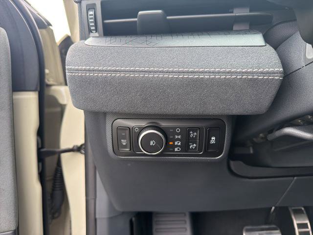 Certified 2025 Ford Mustang Mach-E GT AWD/4WD image 19