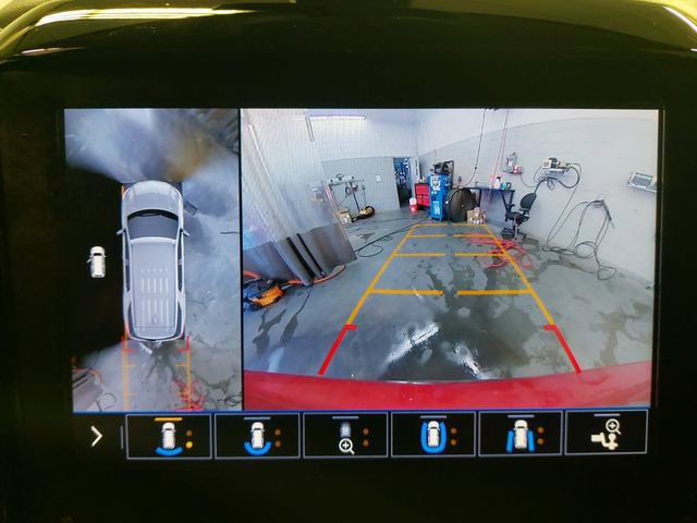 Used 2021 Chevrolet Traverse High Country image 23