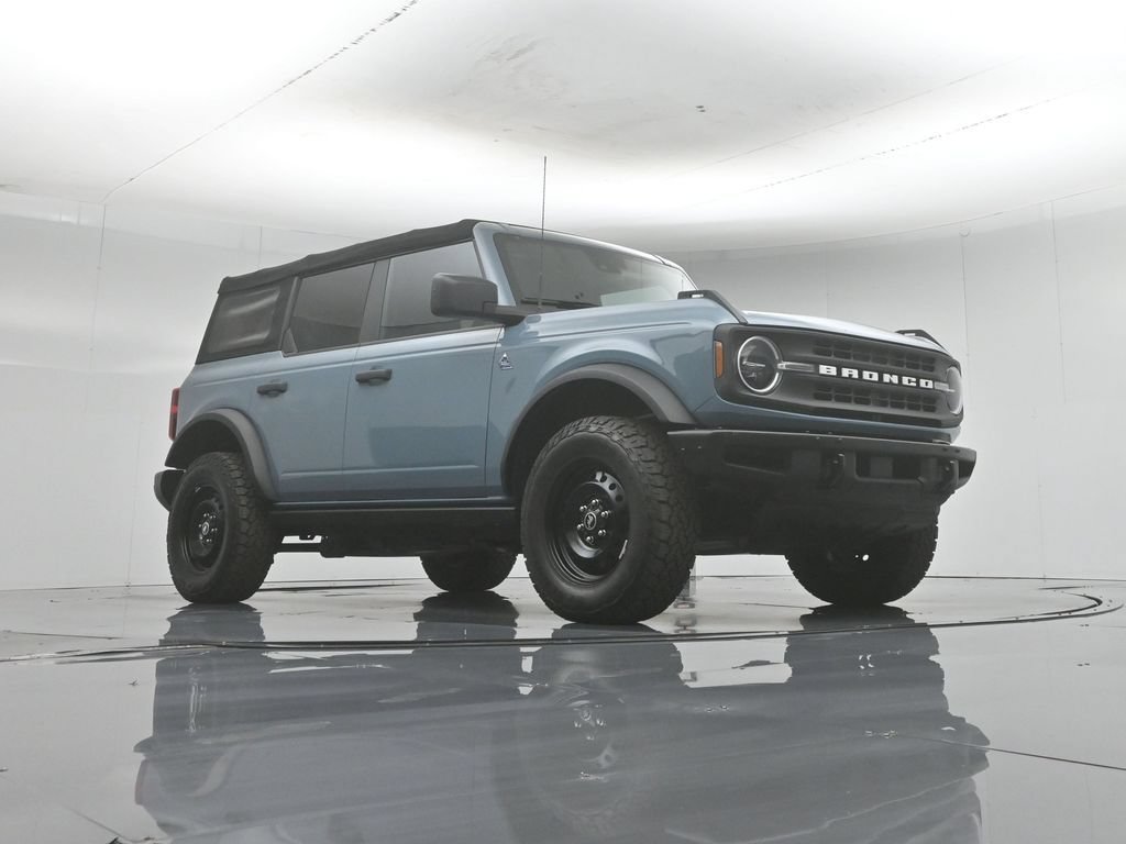Certified 2022 Ford Bronco Black Diamond AWD/4WD image 4