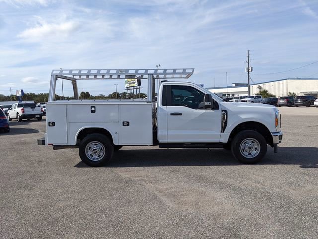 Certified 2023 Ford F250 XL w/ XL Chrome Package image 7