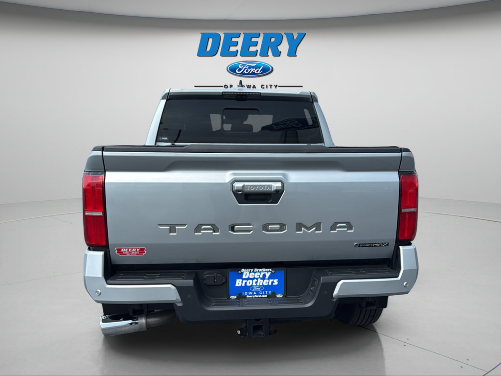 Used 2025 Toyota Tacoma Limited AWD/4WD image 12