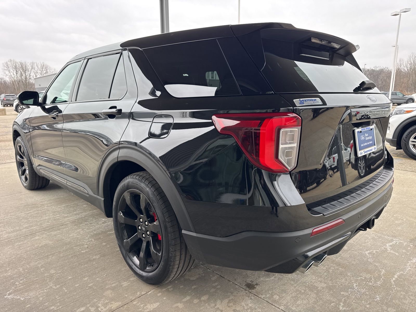 Certified 2022 Ford Explorer ST w/ Equipment Group 401A image 6