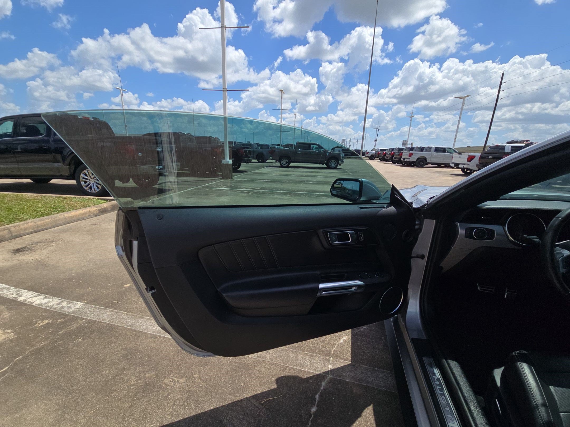 Certified 2020 Ford Mustang Premium RWD image 14
