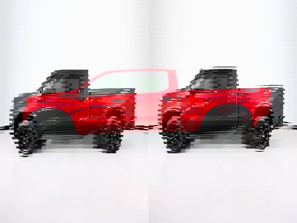 Used 2022 Chevrolet Silverado 1500 LT Trail Boss w/ Safety Package image 2