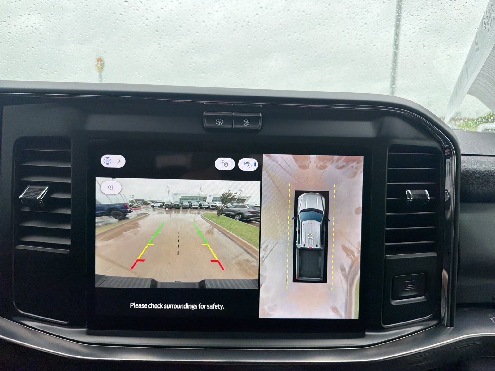 Certified 2025 Ford F250 Lariat w/ FX4 Off-Road Package image 20