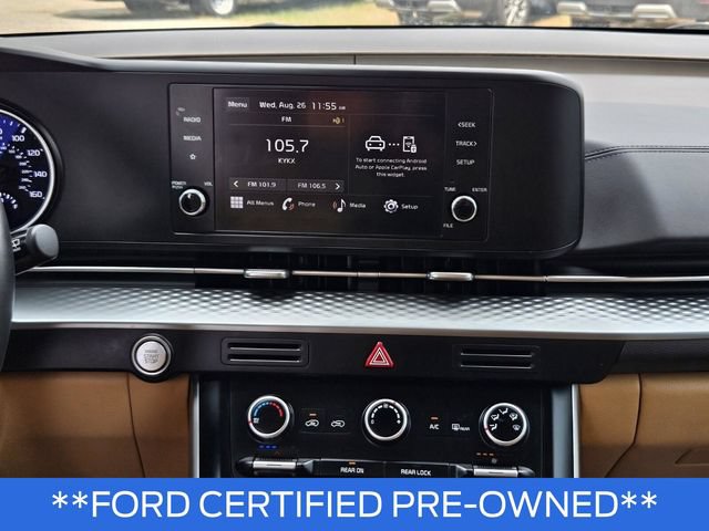 Used 2024 Kia Carnival LX FWD image 25