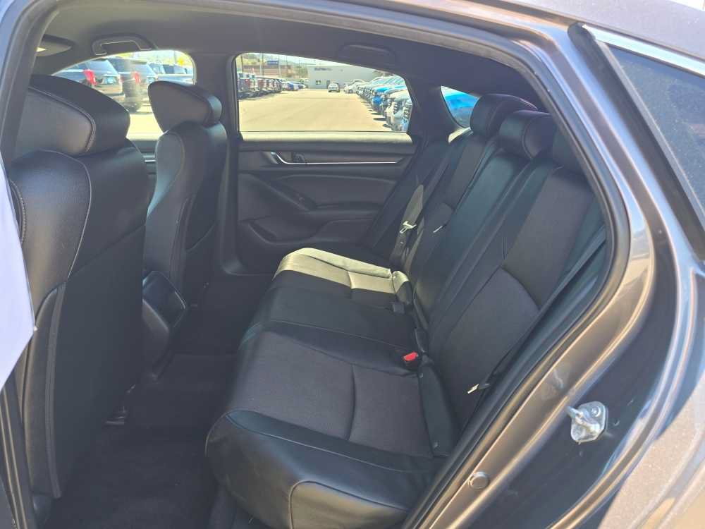Used 2020 Honda Accord Sport image 16