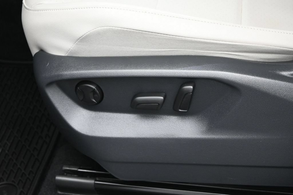 Used 2021 Volkswagen Tiguan SEL FWD image 10