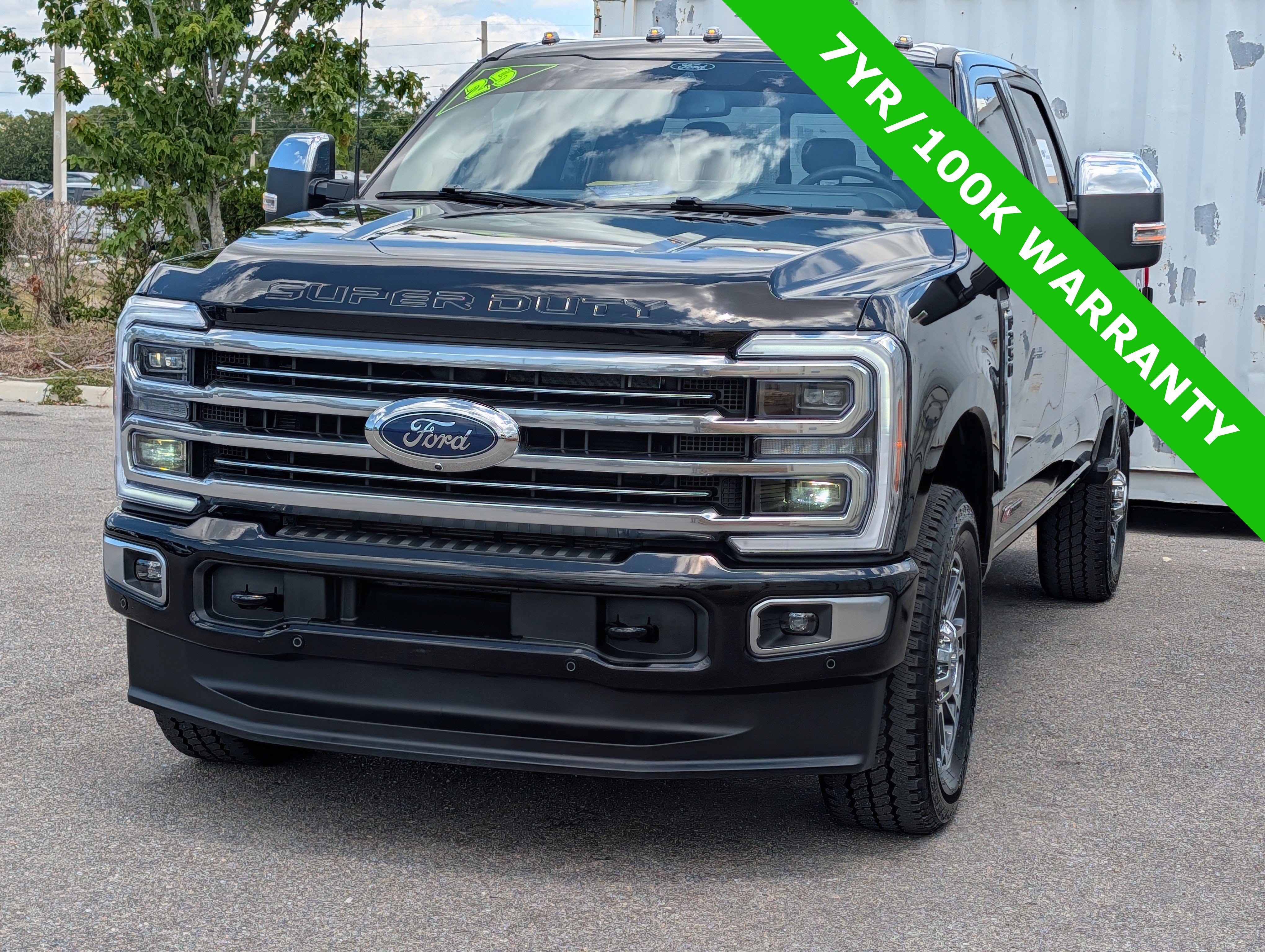 Certified 2025 Ford F250 Platinum w/ Platinum Plus Package AWD/4WD image 7