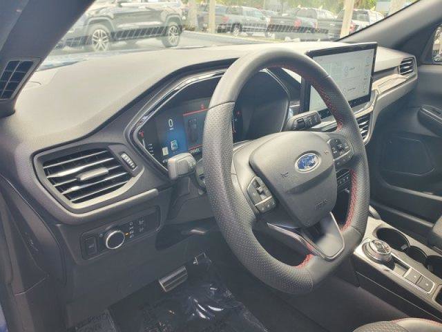 Certified 2023 Ford Escape ST-Line w/ Tech Pack #1 FWD image 10