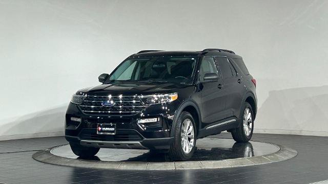 Certified 2023 Ford Explorer XLT w/ Equipment Group 202A AWD/4WD image 5