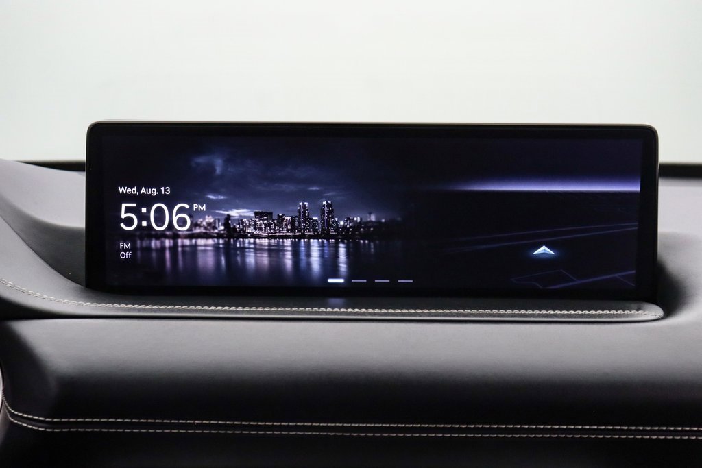 Used 2024 Genesis GV80 2.5T image 18