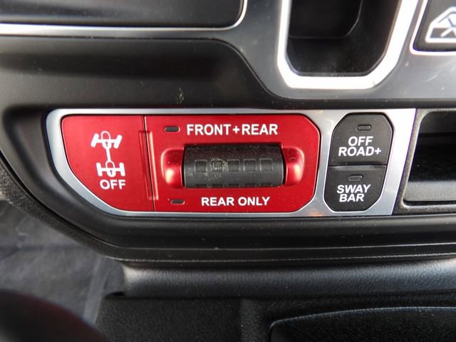 Used 2023 Jeep Gladiator Rubicon w/ Cold Weather Group AWD/4WD image 23