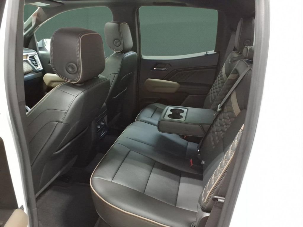 Used 2023 GMC Canyon Denali AWD/4WD image 24