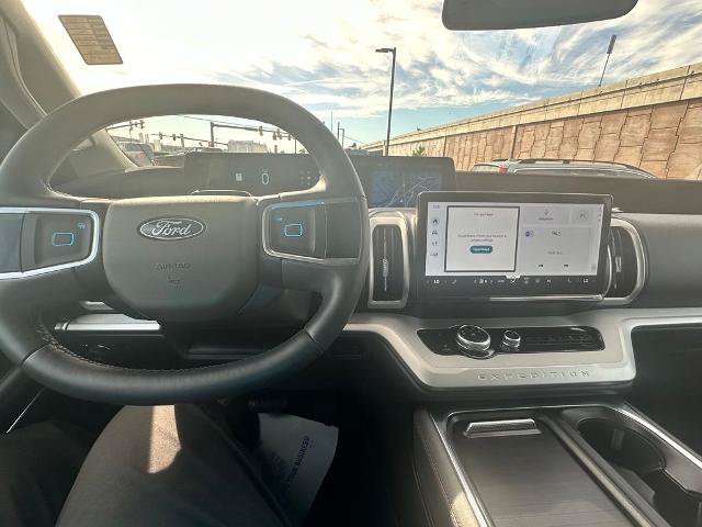 Certified 2025 Ford Expedition Active AWD/4WD image 25