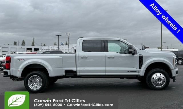Certified 2026 Ford F450 Platinum AWD/4WD image 9