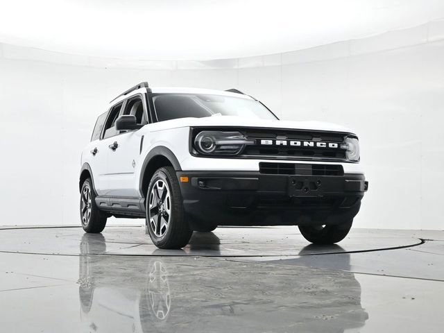 Certified 2023 Ford Bronco Sport Outer Banks w/ Tech Package image 35