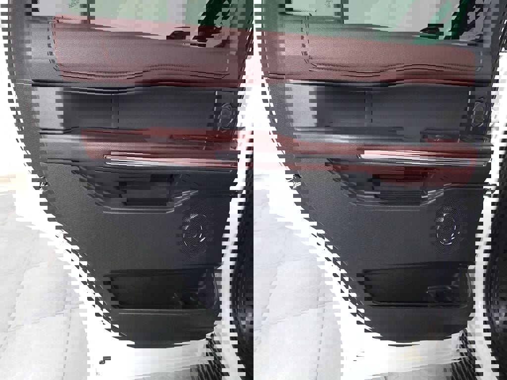 Certified 2024 Ford Expedition Limited image 24