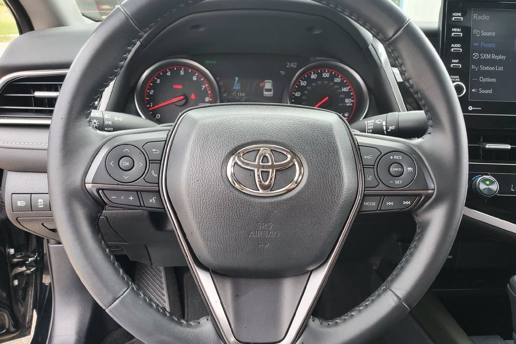 Used 2024 Toyota Camry XSE FWD image 6