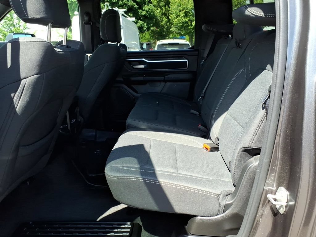 Used 2024 RAM 1500 Big Horn AWD/4WD image 11