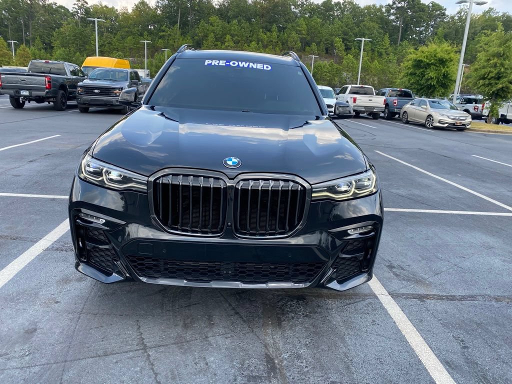 Used 2022 BMW X7 xDrive40i w/ M Sport Package AWD/4WD image 2