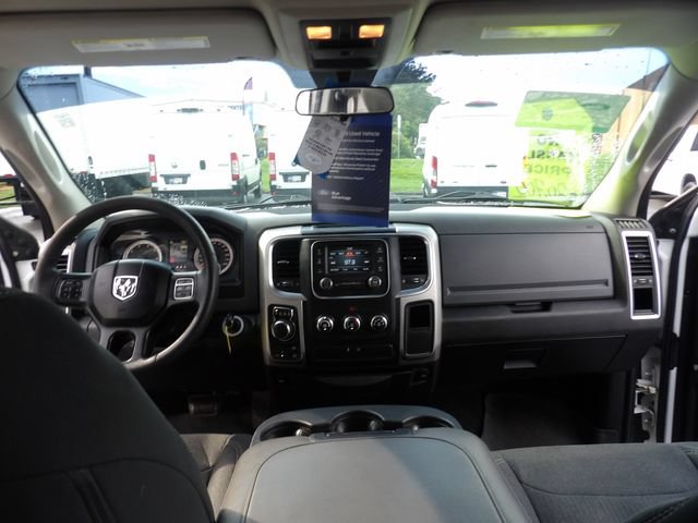 Used 2019 RAM 1500 Classic SLT AWD/4WD image 19