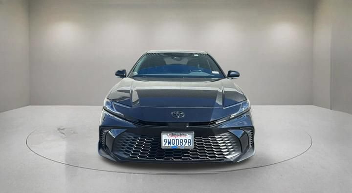 Used 2026 Toyota Camry SE w/ Convenience Package FWD image 2