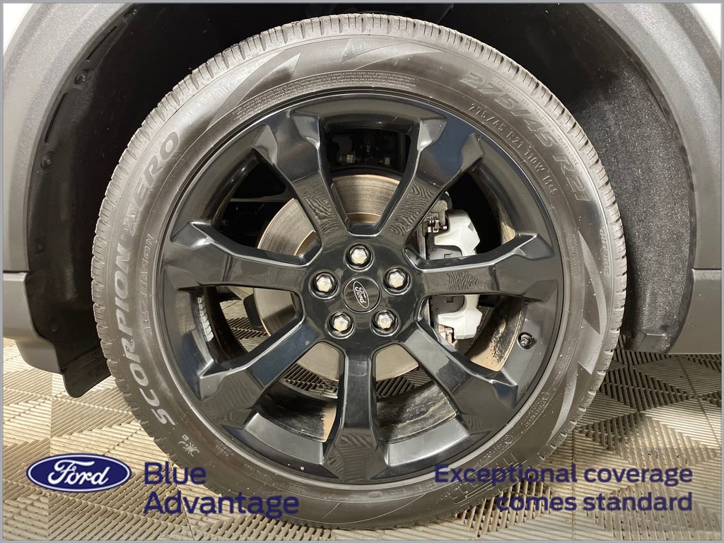 Certified 2024 Ford Explorer ST-Line w/ Class IV Trailer Tow Package image 13