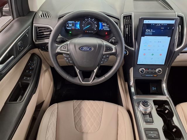 Certified 2024 Ford Edge Titanium AWD/4WD image 6