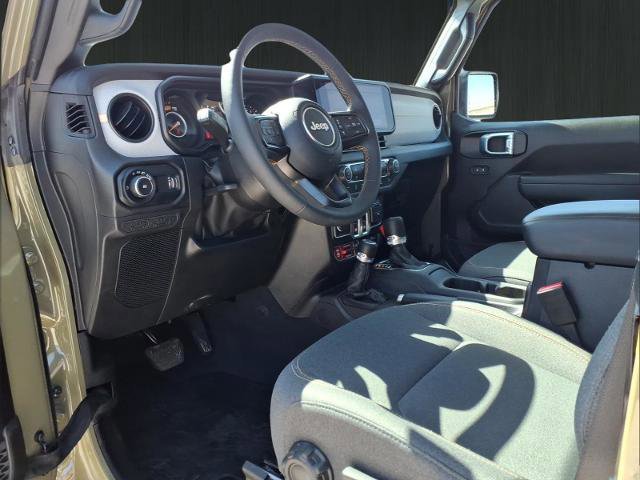 Used 2025 Jeep Wrangler Sport image 19