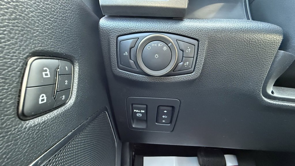 Certified 2020 Ford F150 Raptor w/ Equipment Group 802A Luxury image 10