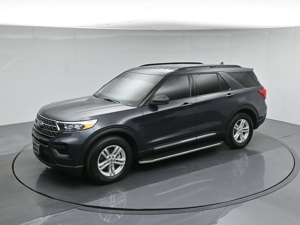 Certified 2022 Ford Explorer XLT RWD image 45