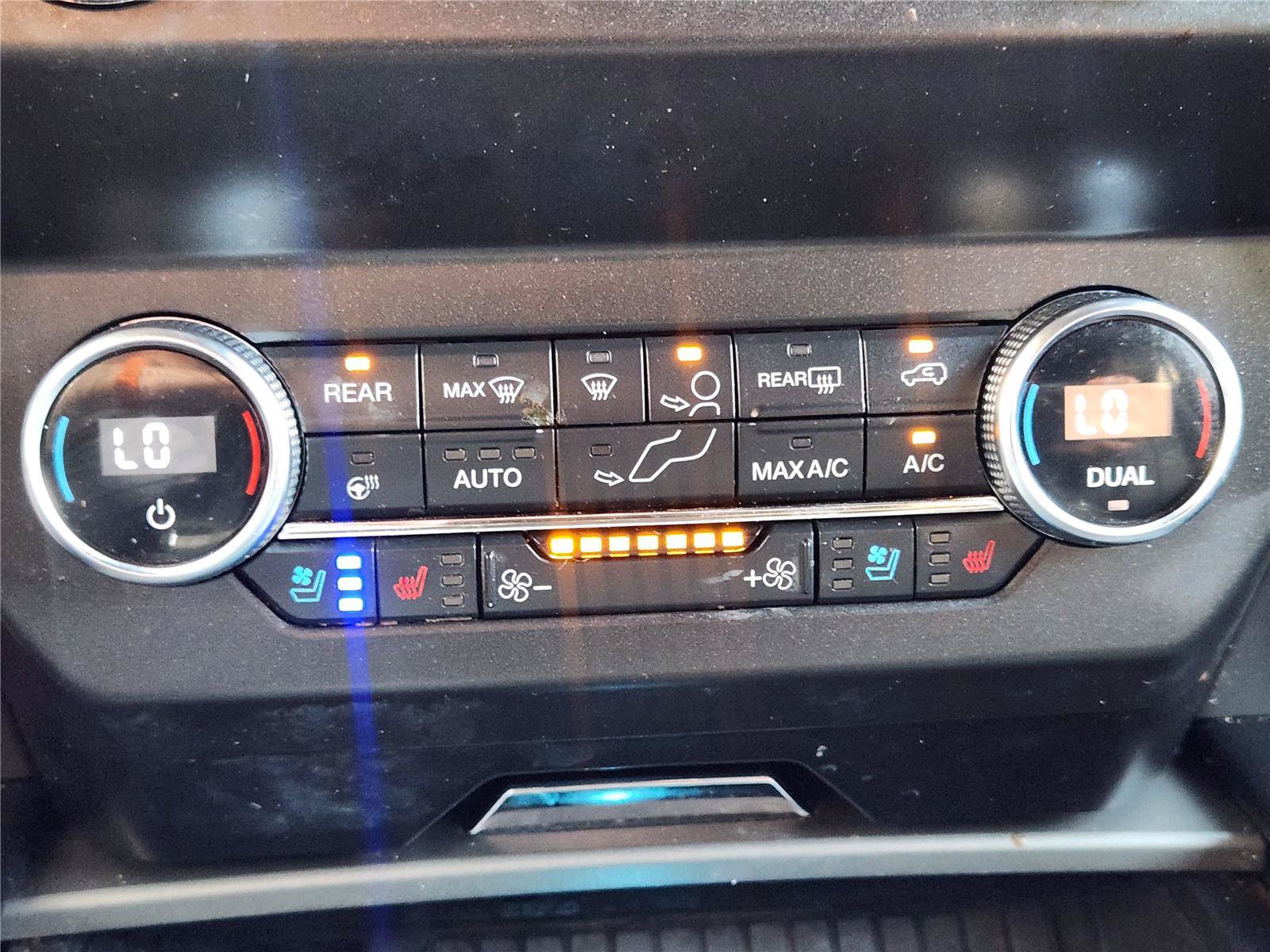 Certified 2021 Ford Expedition XLT RWD image 16