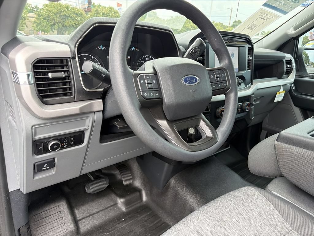 Certified 2023 Ford F150 XL w/ XL Chrome Appearance Package RWD image 13
