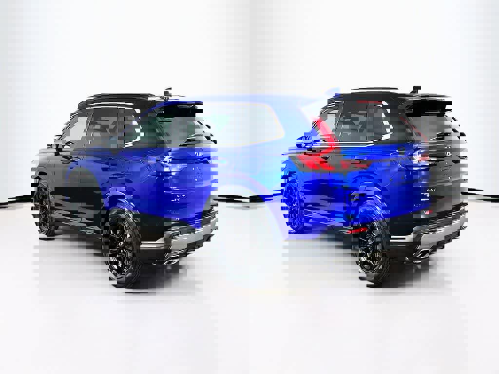 Used 2023 Honda CR-V Sport image 3