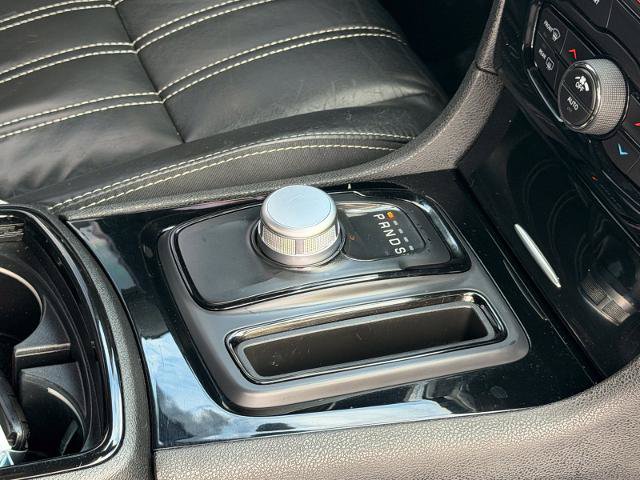 Used 2019 Chrysler 300 S RWD image 36