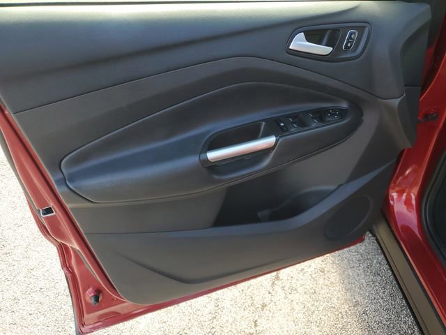 Certified 2017 Ford Escape SE image 18