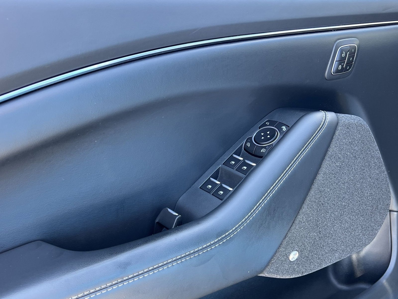 Certified 2023 Ford Mustang Mach-E Premium AWD/4WD image 15