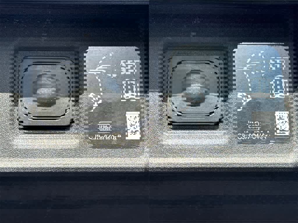 Certified 2025 Ford Mustang Mach-E Premium image 17