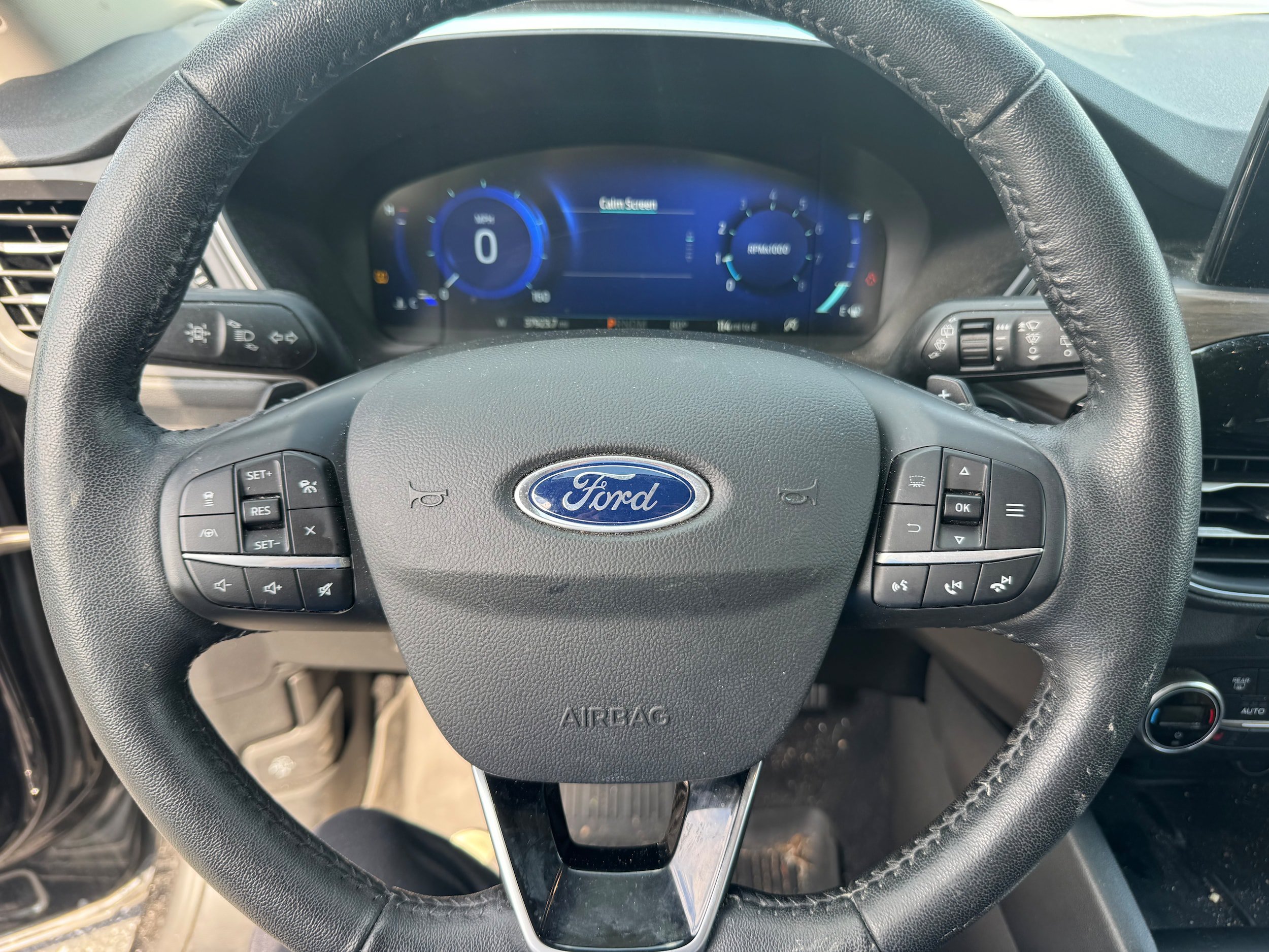 Certified 2020 Ford Escape Titanium w/ Titanium Premium Package 2.0 AWD/4WD image 14