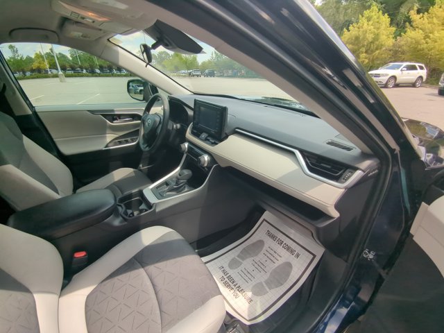 Used 2021 Toyota RAV4 XLE FWD image 26