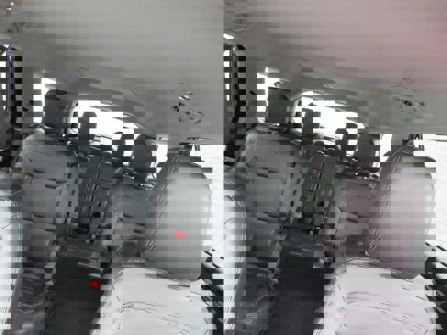 Certified 2022 Ford Explorer XLT w/ Equipment Group 202A image 21