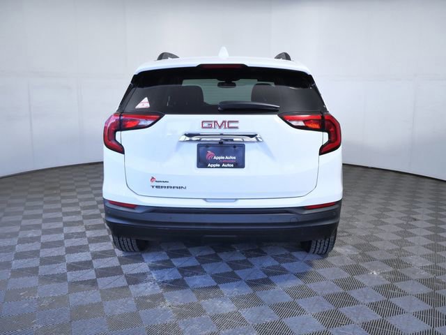 Used 2018 GMC Terrain SLE w/ Driver Convenience Package image 3