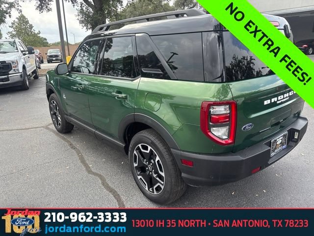 Certified 2023 Ford Bronco Sport Outer Banks w/ Tech Package AWD/4WD image 5