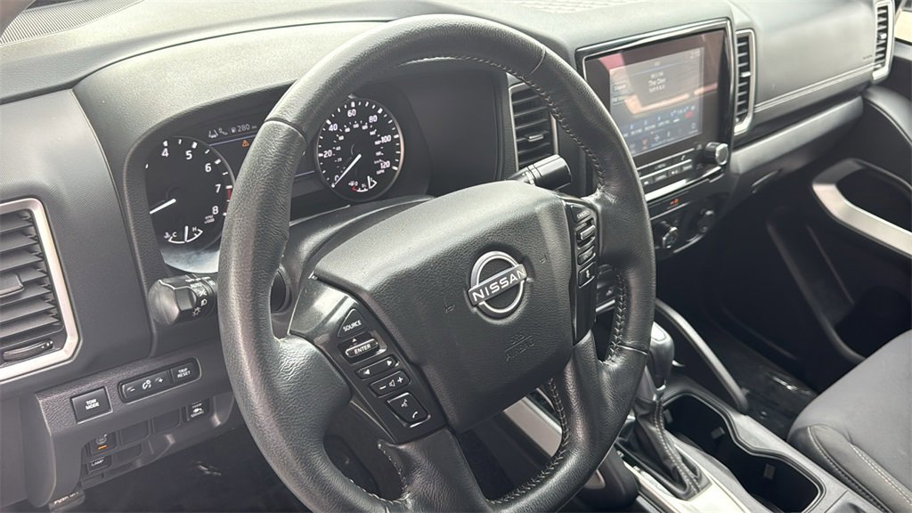 Used 2023 Nissan Frontier SV w/ SV Convenience Package image 21